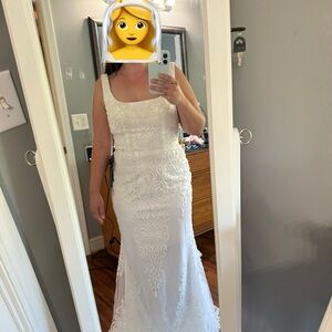 Elegant White Wedding Dress